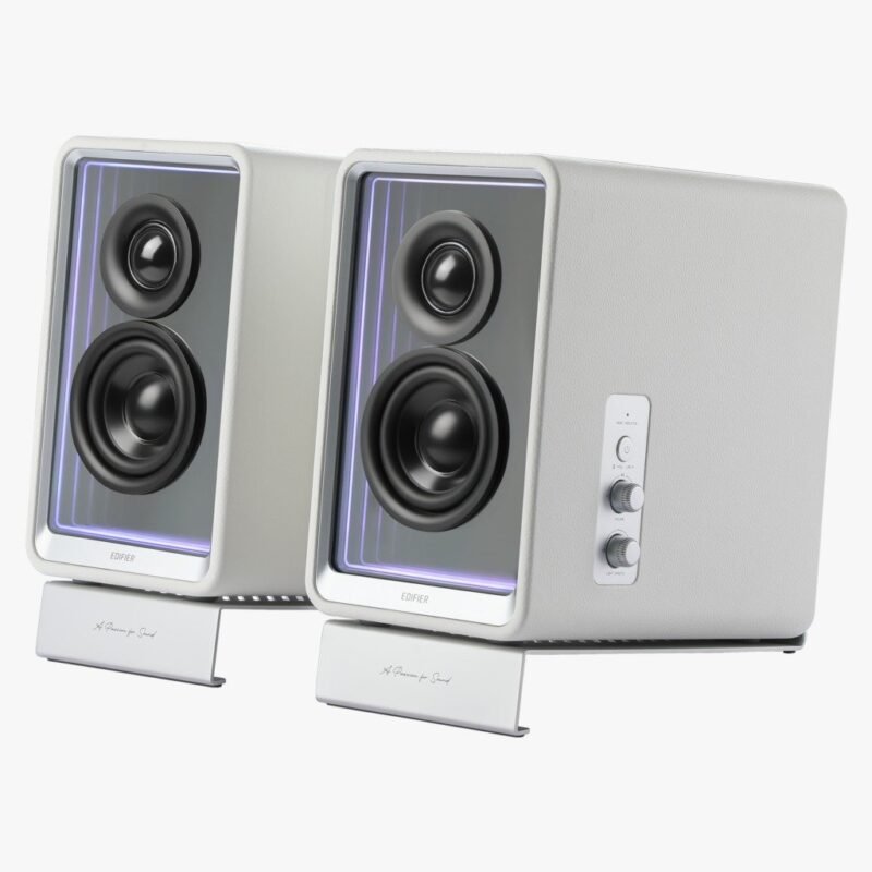 Edifier QR65 Desktop Active Speakers with 65W GaN Fast Charger